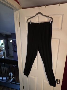 Black Women's Ponte Jogger Pants